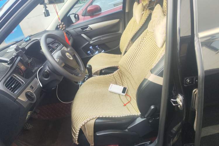 Used Volkswagen Lavida 2013 1.6L Manual Comfort Edition
