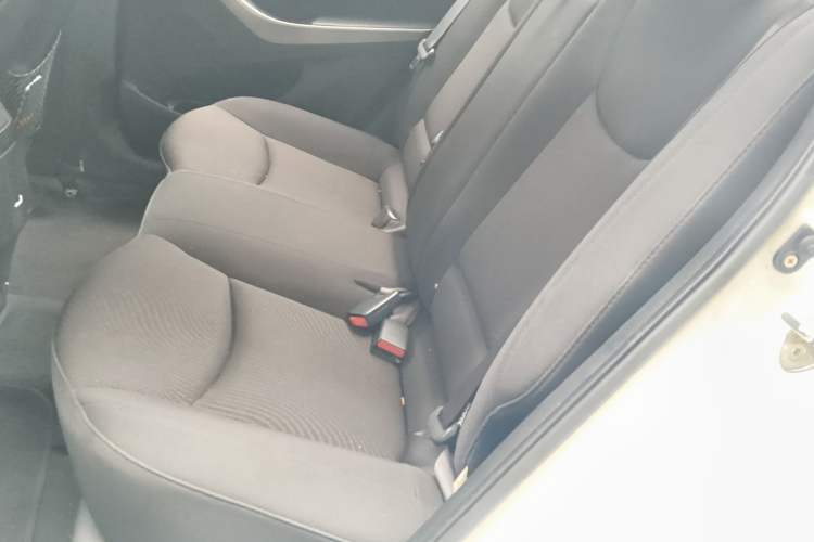 Used Hyundai Elantra (5th Generation / Langdong) 2016 1.6L Automatic Prestige Model Left Rear Seat