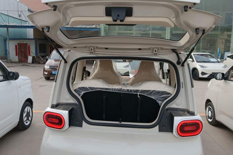 Used Wuling Hongguang MINIEV 2024 3rd Generation 215km Youth Edition