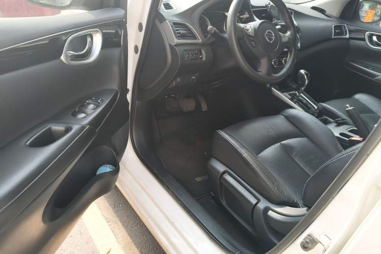 Used Nissan Sylphy 2019 1.6XV CVT Smart Connect Luxury Edition China VI Standard
