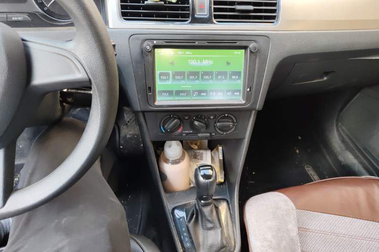 Used Skoda Rapid Spaceback 2016 Revised 1.6L Automatic Chuanxing Version