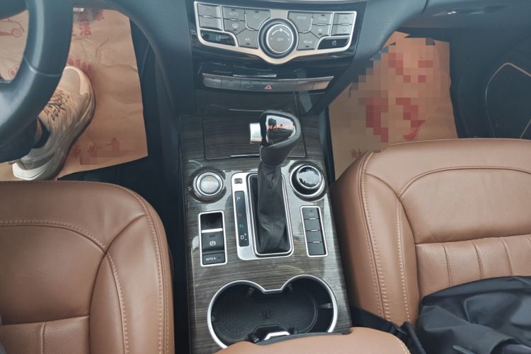 Used Haval H9 2015 2.0T Four-Wheel Drive Luxury 7-Seater
