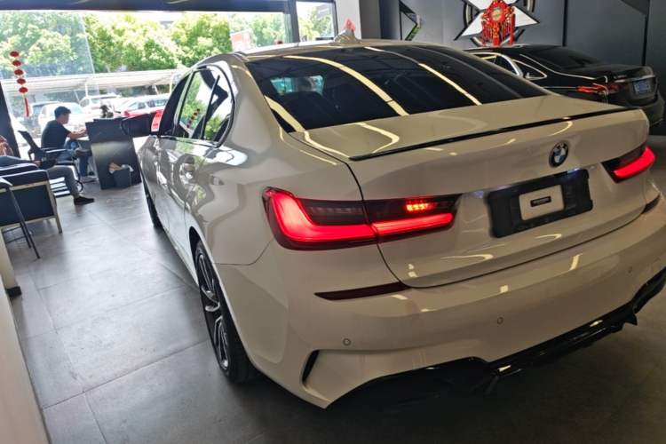 Used BMW 3 Series 2021 Facelifted 320Li M Sport Package

