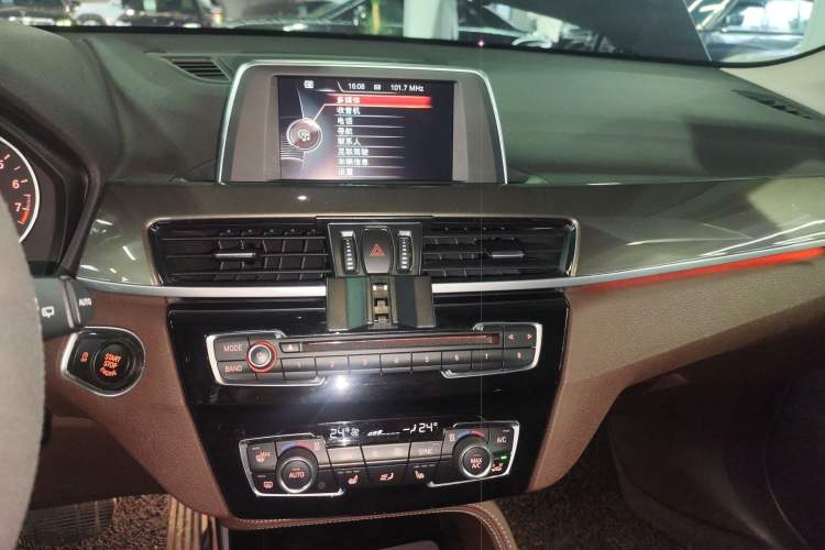 Used BMW X1 2016 sDrive20Li Luxury Model Audio And AC Panel