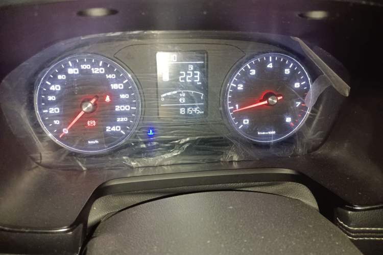 Used Roewe RX5 2016 20T Two-Wheel Drive Manual Flagship Edition
