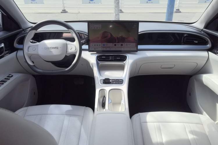 Used Geely Galaxy Geome 2025 310km Dream Edition Center Console