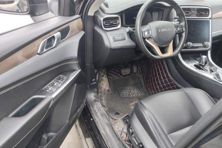 Used Lynk & Co 01 2017 2.0T Two-Wheel Drive Pro Edition Driver Seat