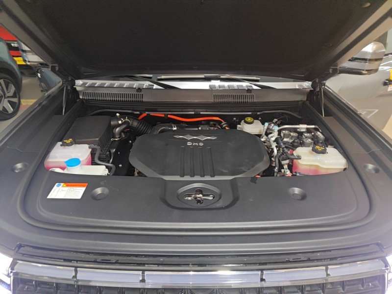 Used Formula Leopard 5 2023 Navigator Edition — 19