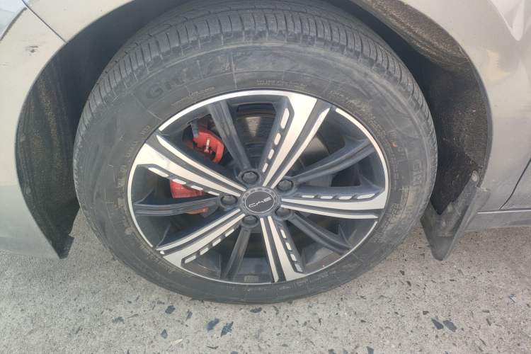 Used BYD Destroyer 05 2022 DM-i 120KM Flagship Model Left Front Wheel Hub
