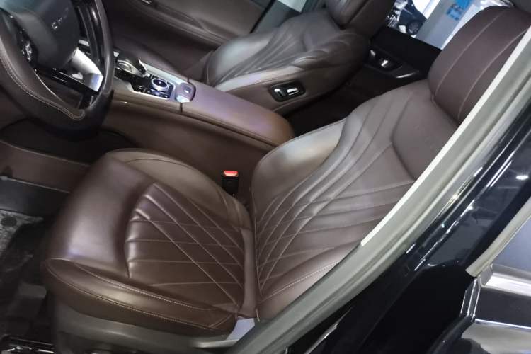 Used Chery Tiggo 8 PRO 2024 Champion Edition 390T Two-Wheel Drive Peak Version 5 Seats Left Front Seat