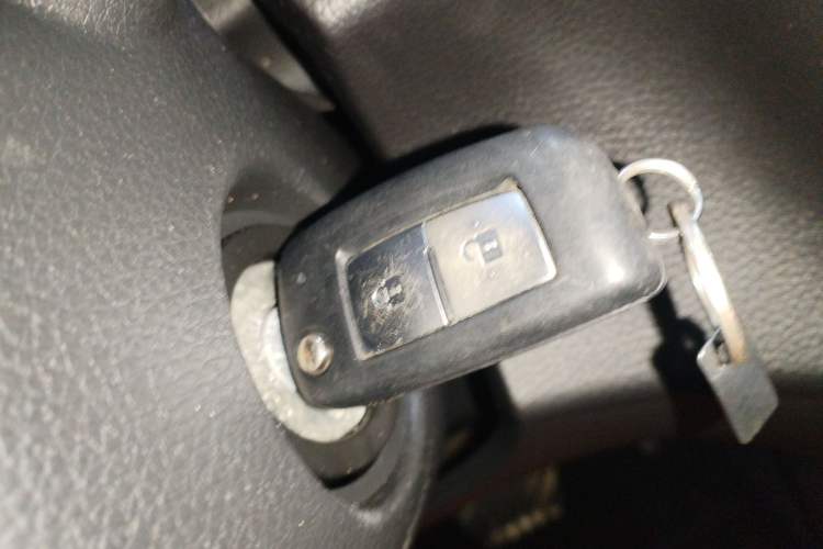 Used Nissan Qashqai 2016 2.0L CVT Elite Edition Vehicle Key