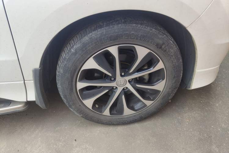 Used Honda Avancier 2017 240TURBO Two-Wheel Drive Premium Edition
