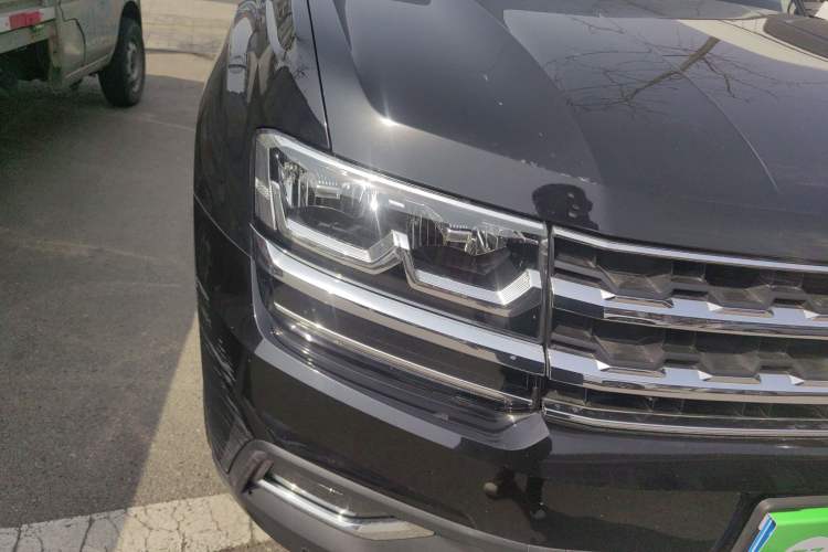 Used Volkswagen Teramont 2019 380TSI Four-Wheel Drive Luxury Version China V Standard Right Front Headlight