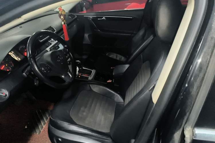 Used Volkswagen Magotan 2015 1.8TSI Luxury Model