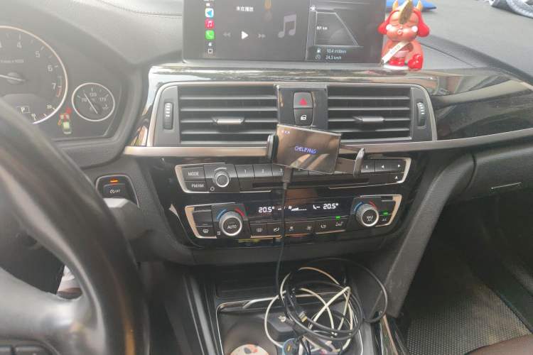 Used BMW 3 Series 2019 320Li Fashion Model Audio And AC Panel