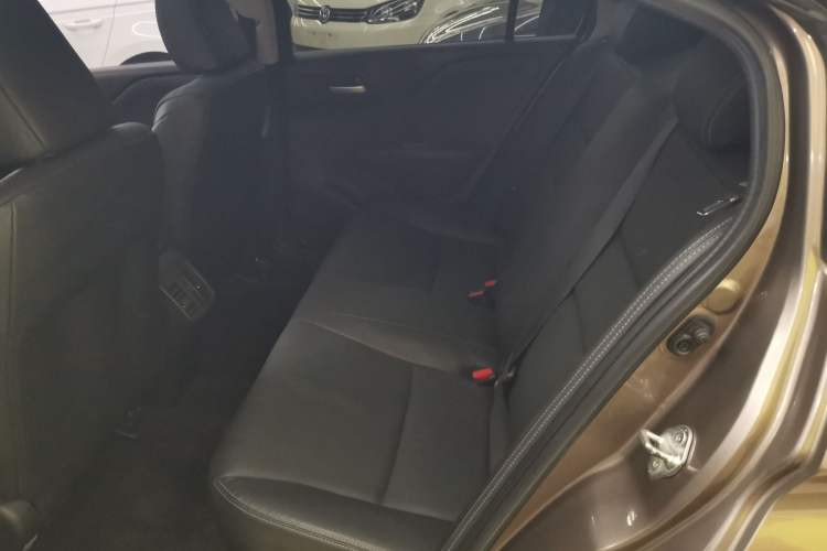 Used Honda Greiz 2016 1.5L CVT Luxury Edition
