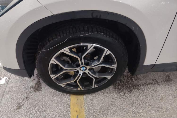 Used BMW X1 2020 sDrive25Li Leading Model
