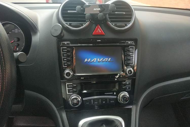 Used Haval H6 2015 Upgraded Model 1.5T Manual Two-Wheel Drive Elite Version