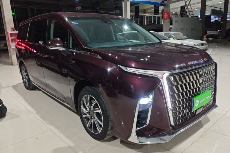 Used SAIC MAXUS G90 2022 2.0T Interstellar Seven-Seater Front Right 45 Deg