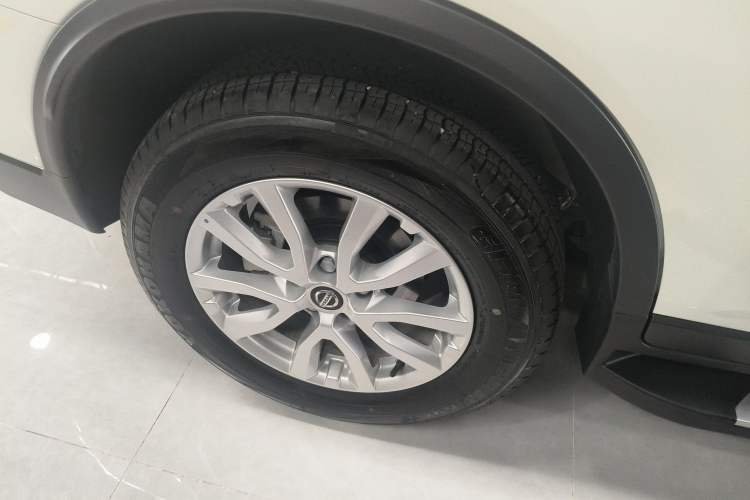 Used Nissan X-Trail 2023 Classic 2.0L Two-Wheel Drive Smart Connect Premium Edition