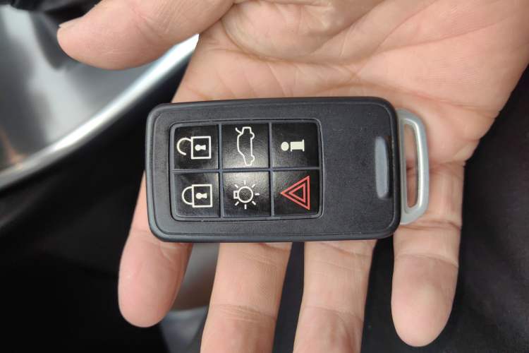 Used Volvo XC60 2014 T6 Zhiyi Edition Vehicle Key