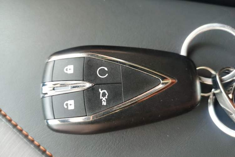 Used CHANGAN UNI-V 2022 1.5T Prestige Version