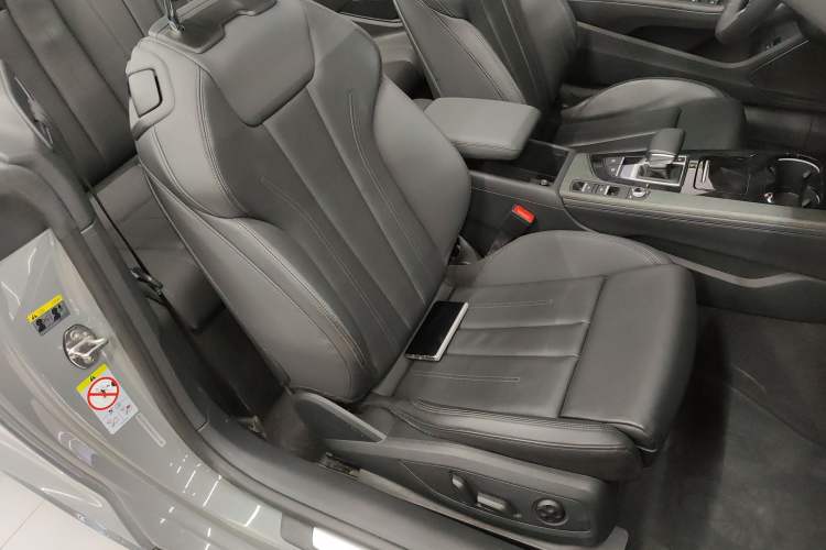 Used Audi A5 2022 Cabriolet 40 TFSI Fashion Dynamic Model
