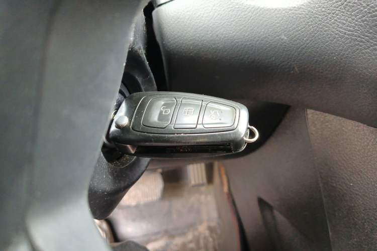 Used Ford Focus 2012 Hatchback 1.6L Automatic Fashion Edition