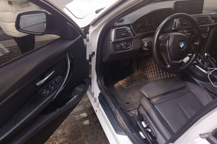 Used BMW 3 Series 2017 318i Fashion Model