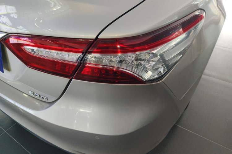 Used Toyota Camry 2019 Revised Version 2.0G Luxury Edition Right Rear Taillight