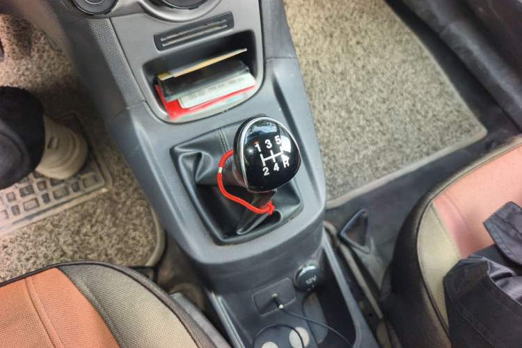 Used Ford Fiesta 2013 Sedan 1.5L Manual Fashion Edition
