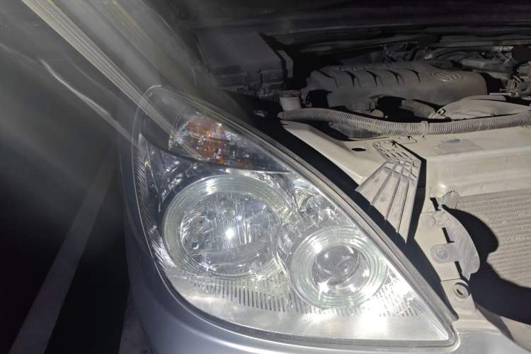 Used Buick GL8 2011 2.4L CT Comfort Edition
