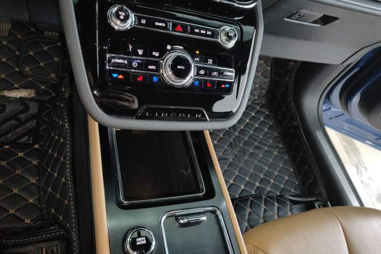 Used Lincoln Corsair 2022 2.0T Two-Wheel Drive Luxury Edition