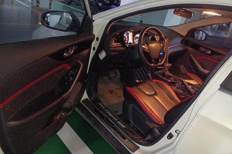 Used Venucia D60 2018 1.6L CVT Smart Connect Elite Edition
