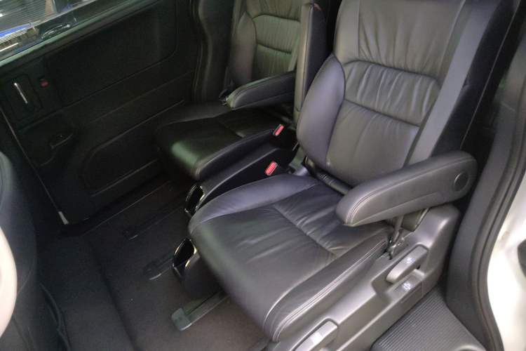 Used Honda Odyssey 2018 2.4L Luxury Edition