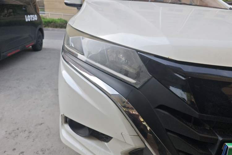 Used Honda Gienia 2017 1.5L CVT Comfort Version Right Front Headlight