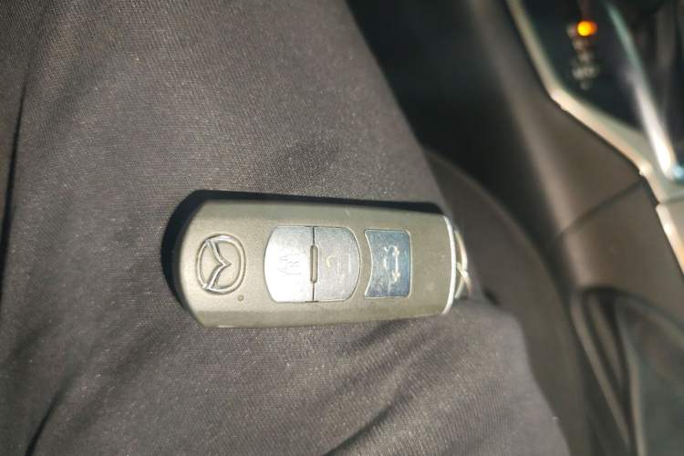 Used Mazda 3 Axela 2014 Sedan 1.5L Automatic Luxury Model Vehicle Key