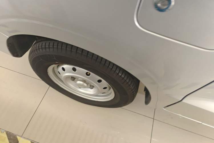 Used Wuling Hongguang V 2019 1.5L Jingqu Version China VI LAR