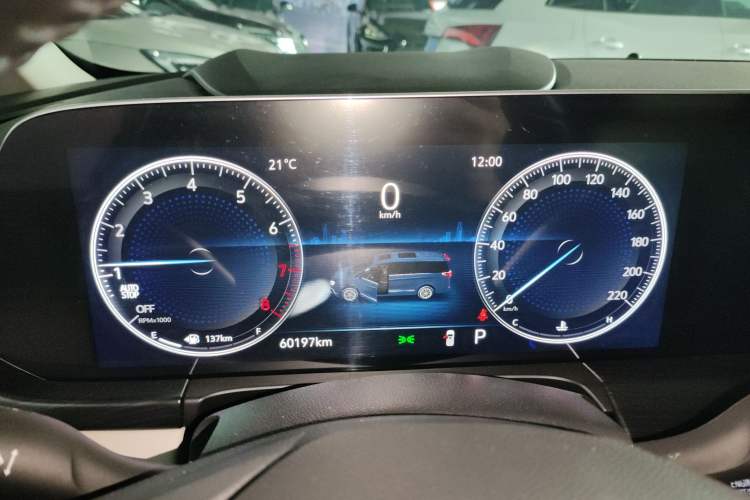 Used Buick GL8 2021 ES Landtrek 653T Comfort Edition