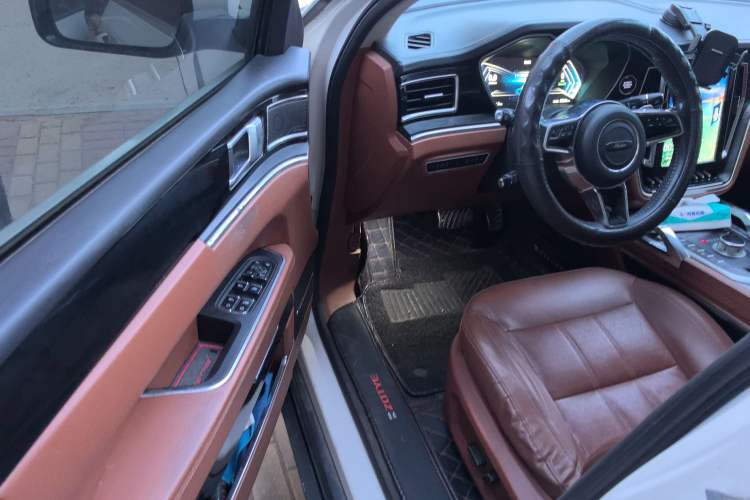 Used Zotye T700 2017 1.8T Dual-Clutch Prestige Model