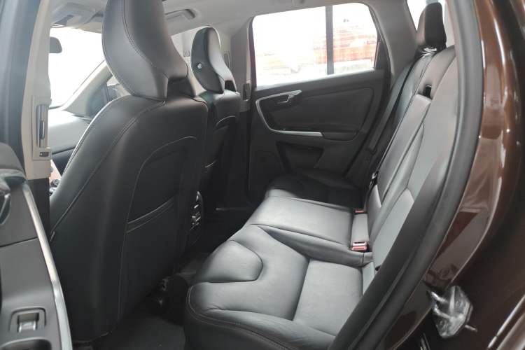 Used Volvo XC60 2017 T5 AWD Smart Upgrade Edition