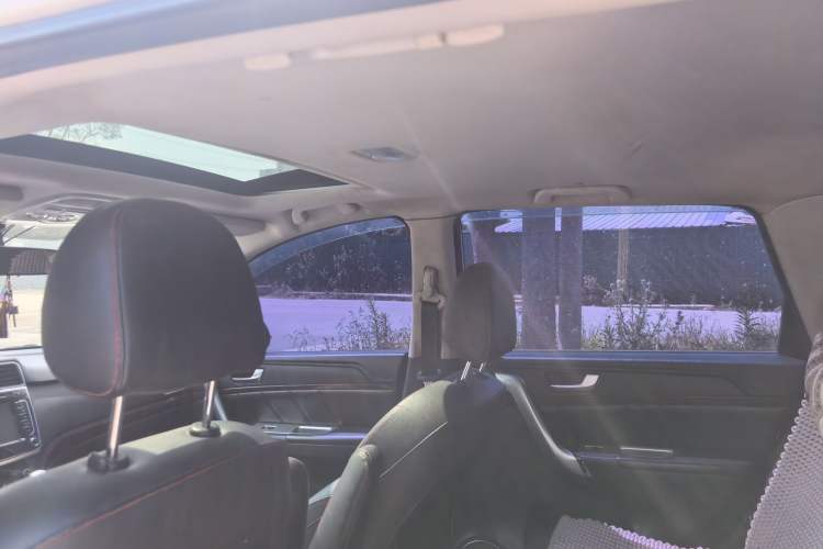 Used Haval H6 2014 Sport Version 1.5T Manual Two-Wheel Drive Elite Edition Headliner