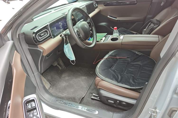 Used Leapmotor C01 2023 Extended-Range 316 Comfort Edition Driver Seat