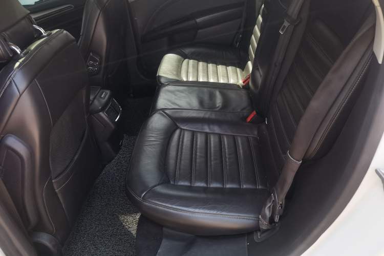 Used Ford Mondeo 2013 2.0L GTDi240 Flagship Edition Left Rear Seat