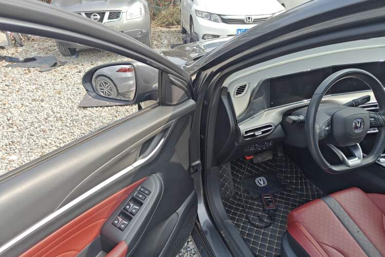 Used CHANGAN Eado 2021 PLUS Blue Whale NE 1.4T GDI DCT Flagship Model
