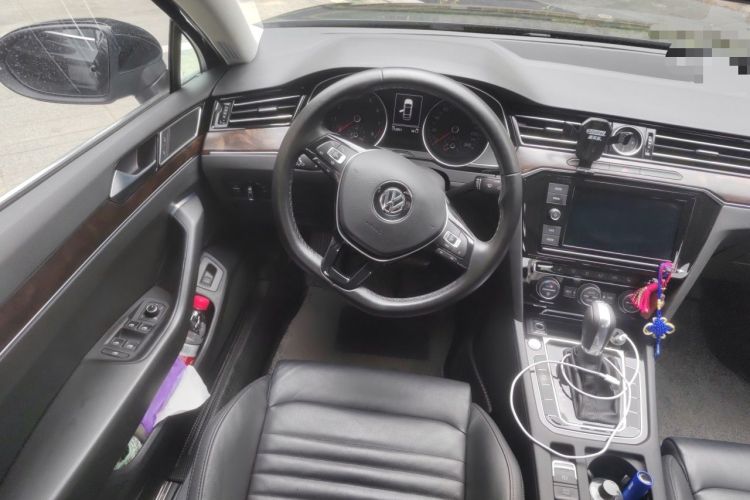 Used Volkswagen Magotan 2019 330TSI DSG Luxury Version China VI Standard
