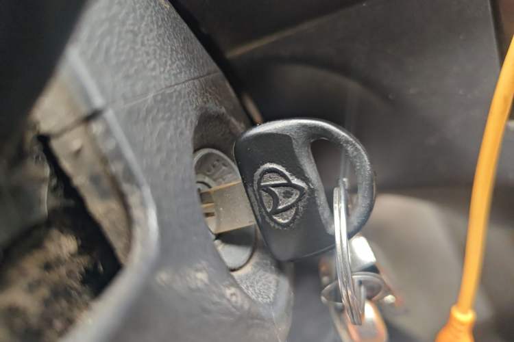 Used CHANGAN KAICHENG Star 9 2015 1.5L CNG Base Version 4G15S
