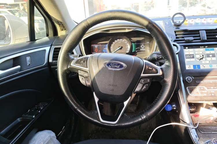 Used Ford Mondeo 2017 EcoBoost 180 Luxury Model