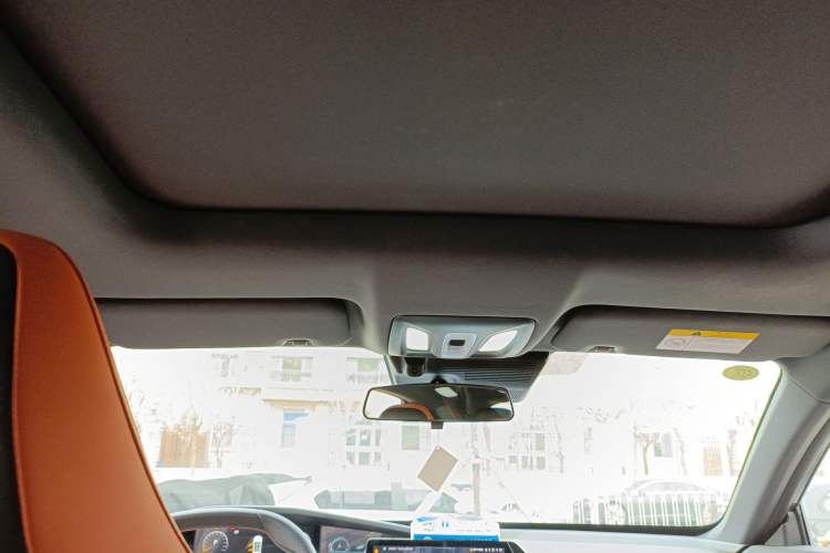 Used CHANGAN UNI-V 2024 1.5T Prestige Sport Edition
