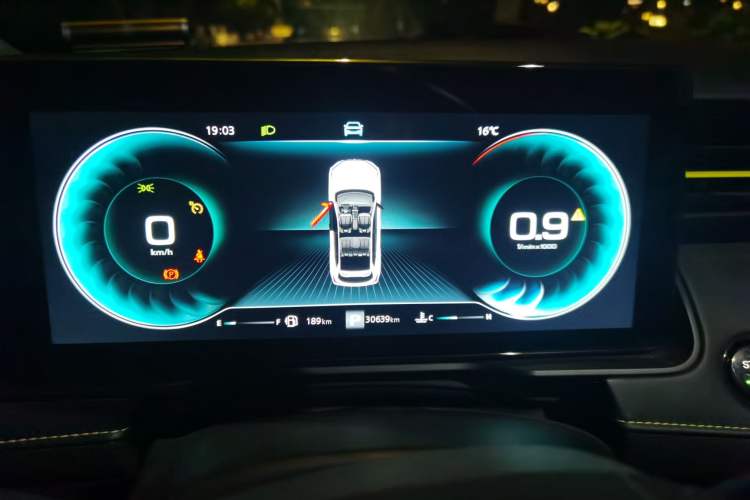 Used Roewe RX5 2021 PLUS 330TGI Automatic National Style Smart Enjoyment Edition
